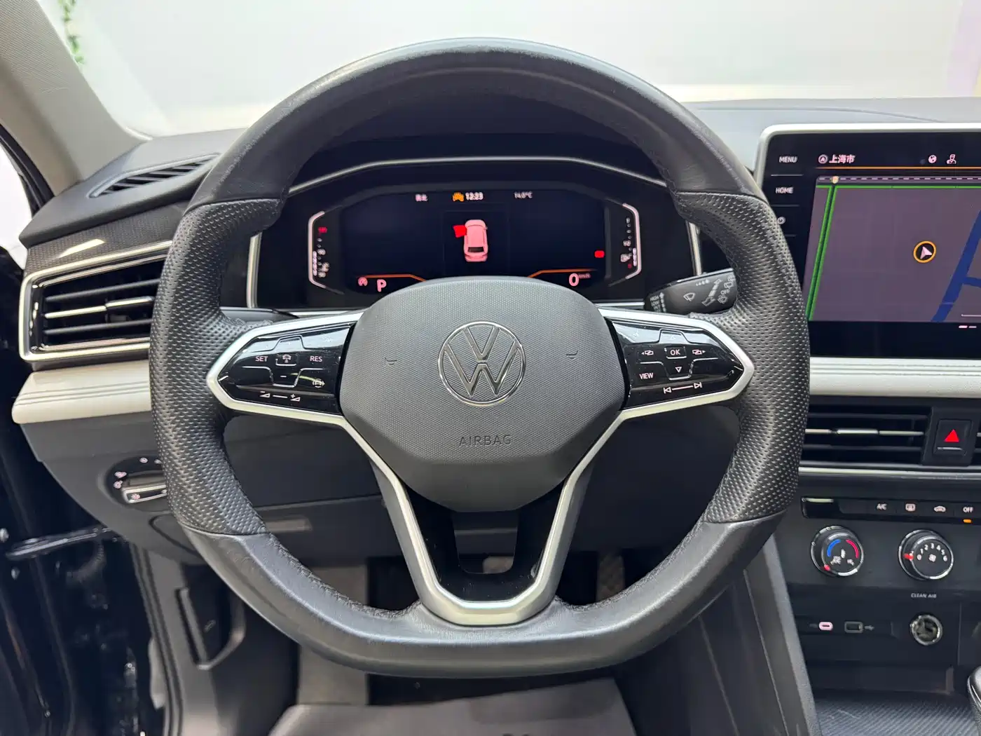 Volkswagen Tiguan L 2023 280TSI 2WD Trend Limited Edition фото 14