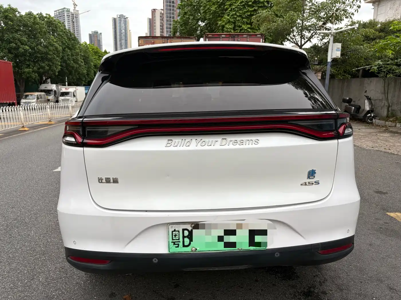 BYD Tang New Energy 2018 DM 2.0T AWD Smart Connection Enjoy Edition 7-Seater China V фото 15
