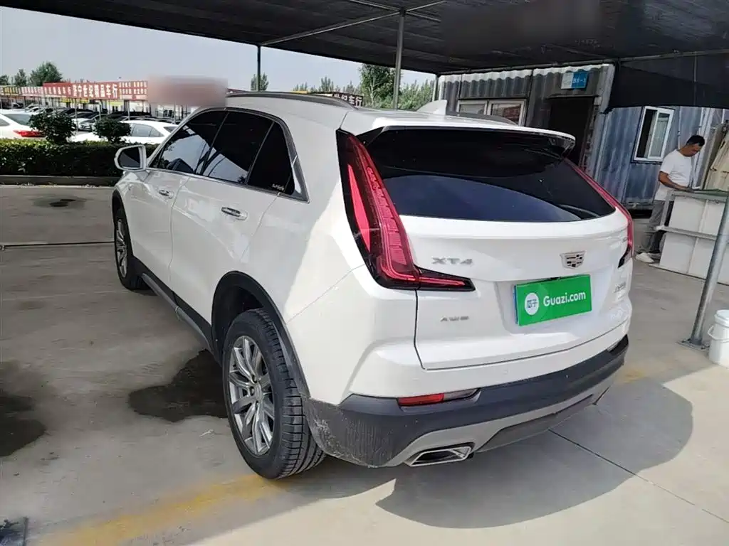 Cadillac XT4 2018 Model 28T 2WD Luxury фото 5