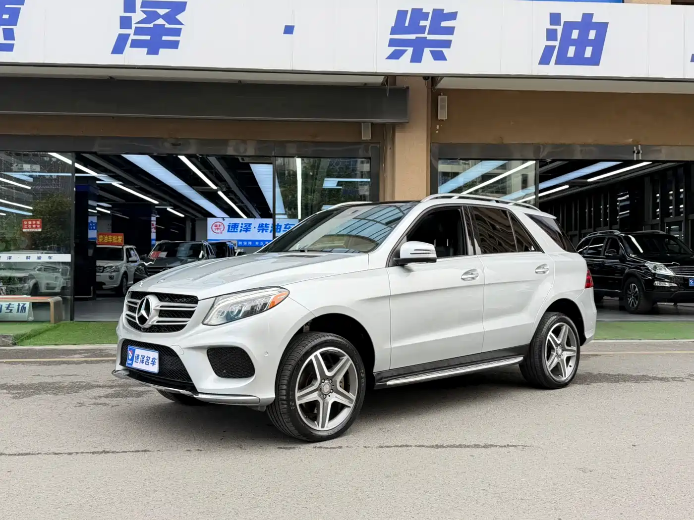 Mercedes-Benz GLE 2015 GLE 350 d 4MATIC