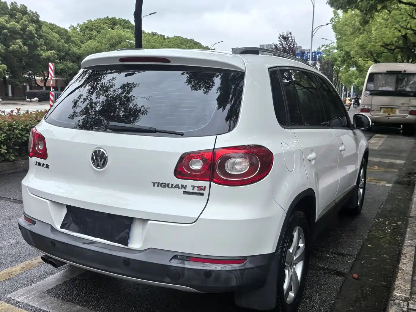Volkswagen Tiguan 2012 1.8TSI Automatic 4WD Elite Edition фото 11