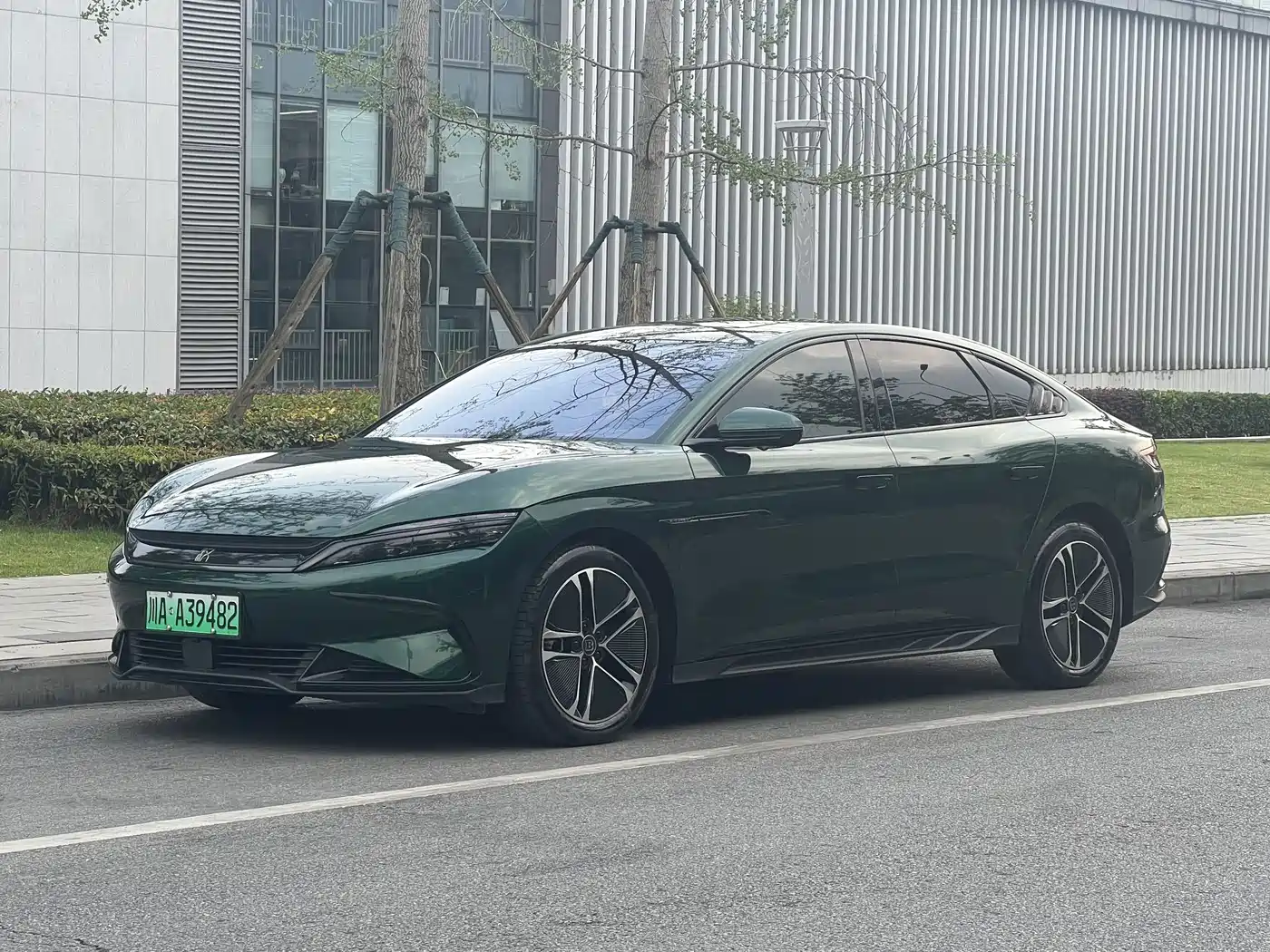 BYD Han 2023 EV Champion Edition 605KM FWD Premium