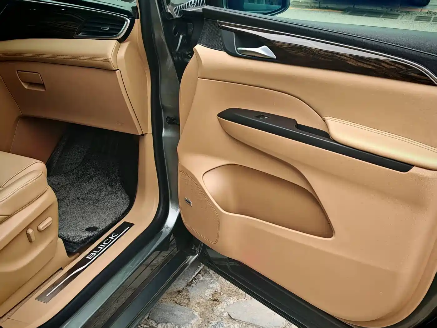 Buick GL8 2017 ES 28T Flagship China V фото 8
