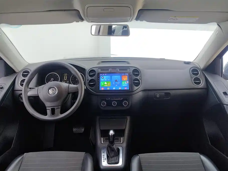 Volkswagen Tiguan 2015 1.8TSI Automatic 2WD Trendline фото 12