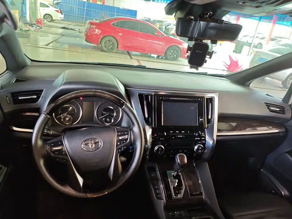 Toyota Vellfire 2020 2019 Hybrid 2.5L HV Premium Edition