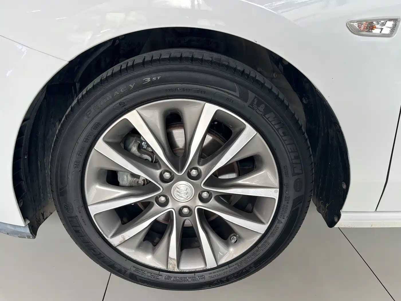 Buick GL6 2023 2021 323T Mild Hybrid Connected Luxury