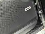 Photo 7 - Porsche Cayenne New Energy