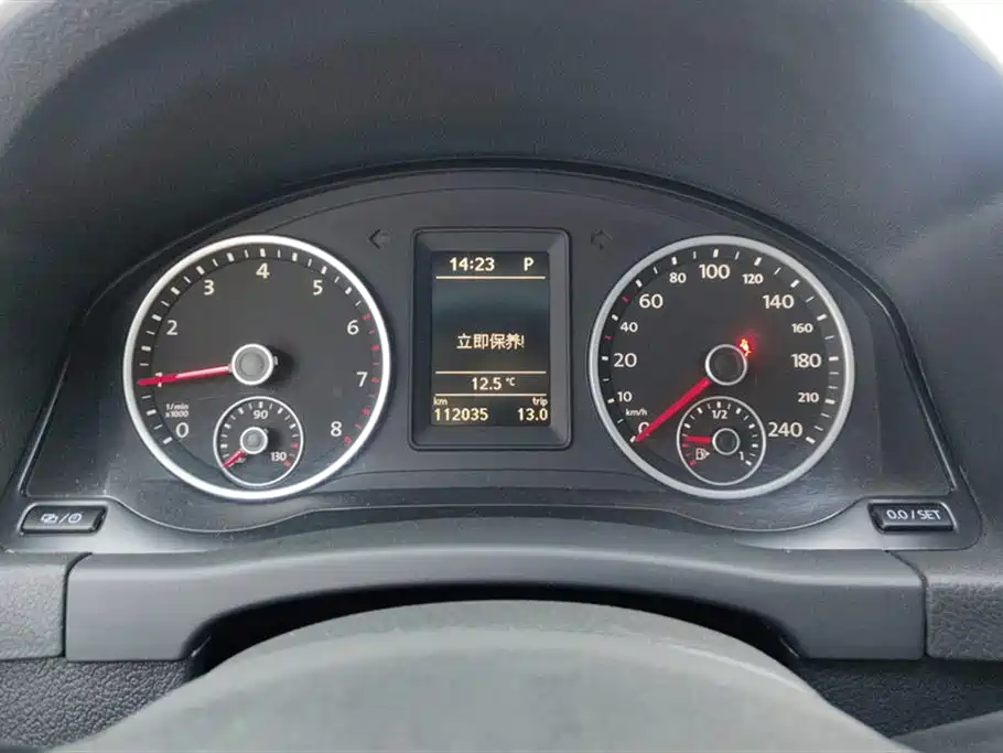 Volkswagen Tiguan 2015 1.8TSI Automatic 2WD Trendline фото 14
