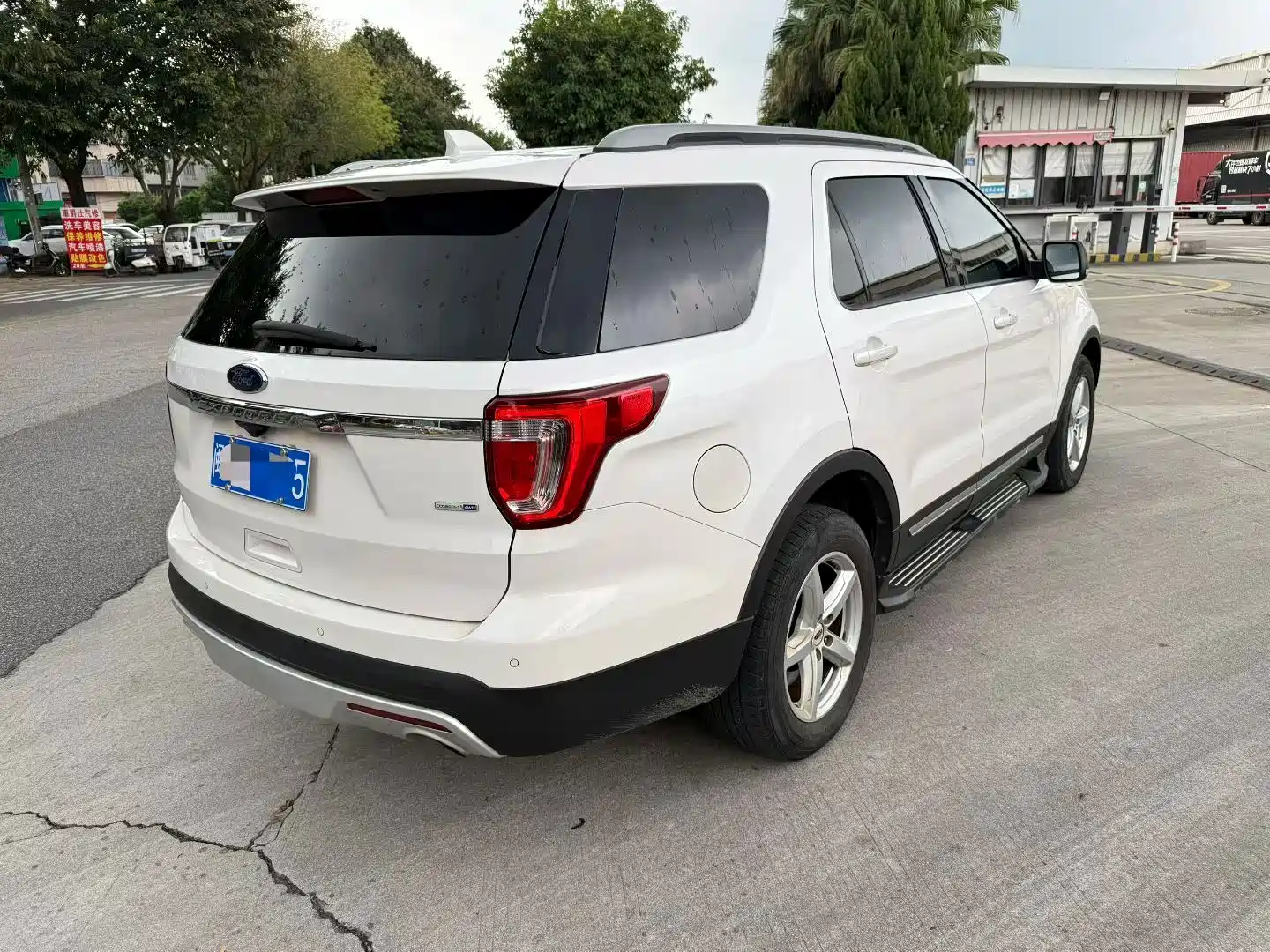 Фото 5 - Ford Explorer (Import)