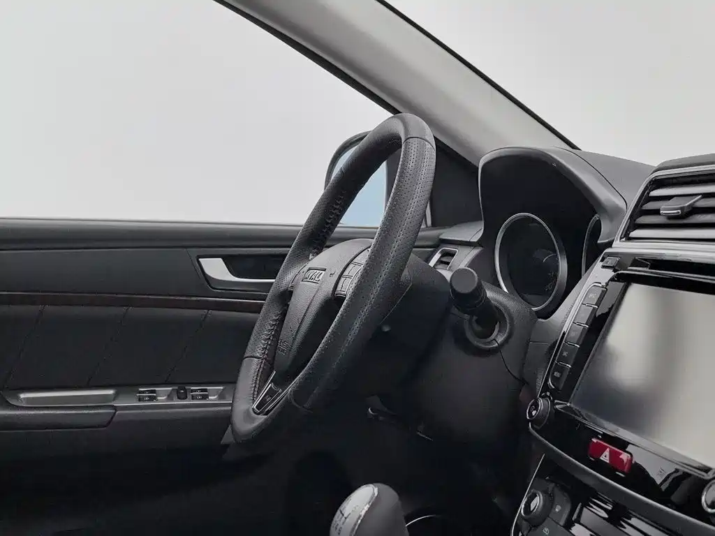Фото 22 - Haval H6