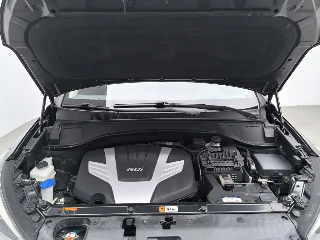 Hyundai Grand Santa Fe 2014 2013 3.3L 7-Seater 4WD Luxury Edition