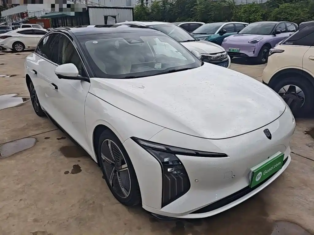 2024 Dongfeng Fengxing Stellar S7