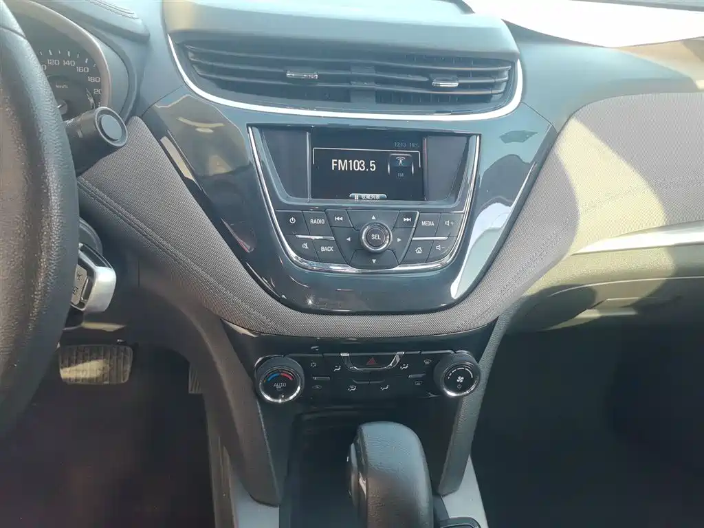 Chevrolet Malibu 2016 1.6T Automatic Comfort фото 5