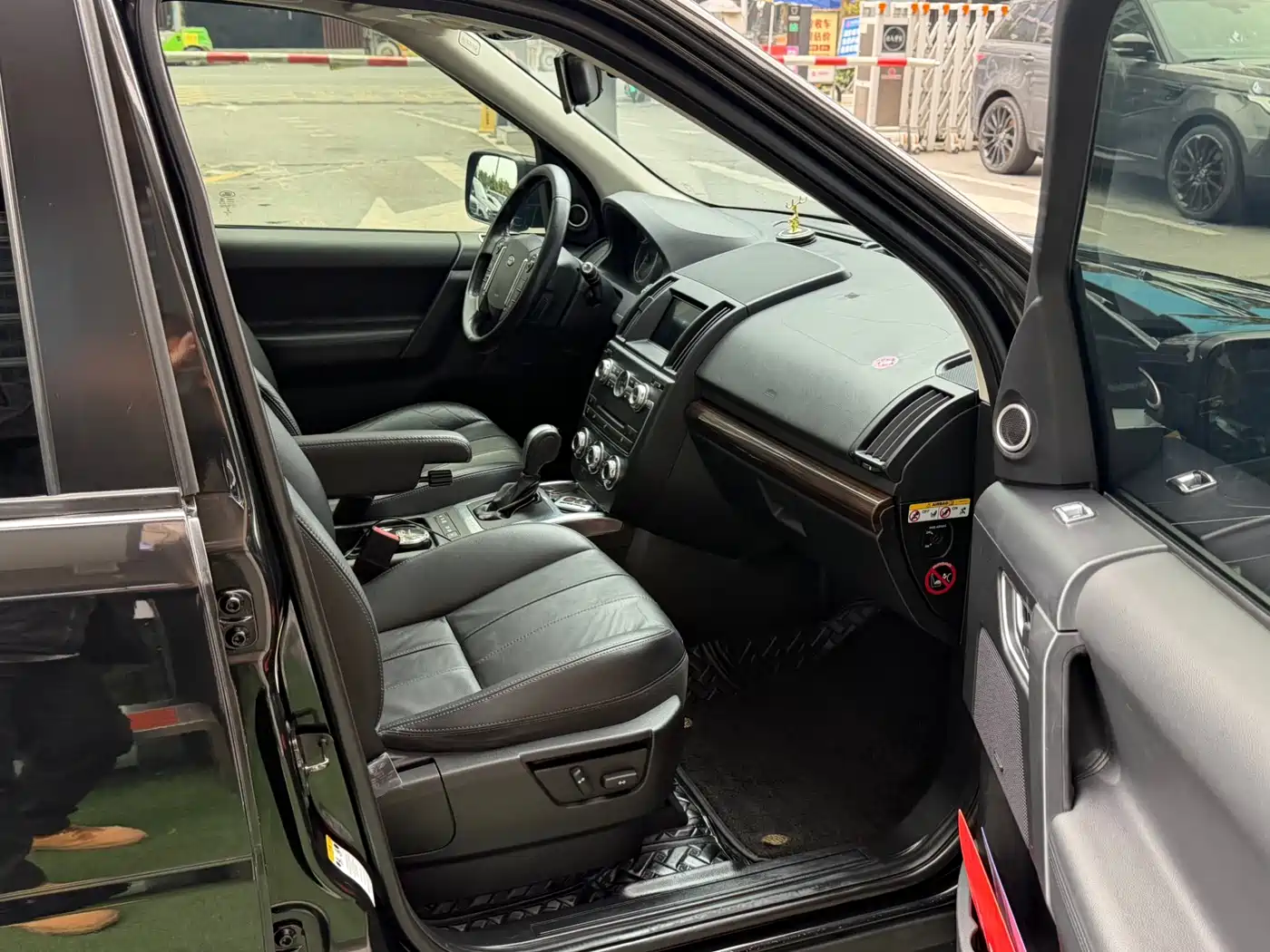Land Rover Freelander 2 2013 2.2T SD4 SE Diesel Version фото 7