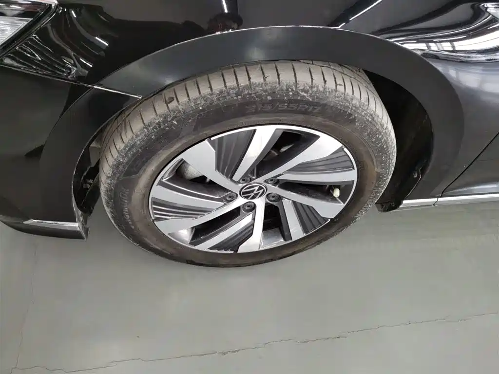 Volkswagen Magotan GTE Plug-in Hybrid 2022 GTE Luxury фото 25
