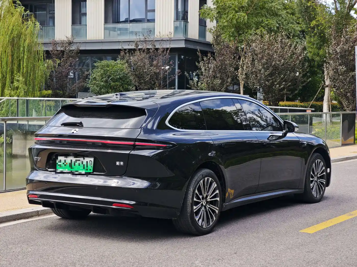 NIO ET5T 2026 2025 75kWh Touring