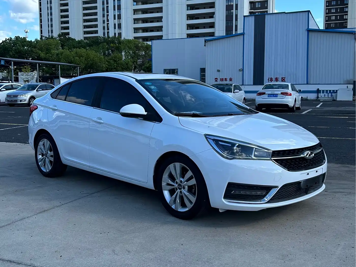 Chery Arrizo 5 2016 2016 1.5L CVT Sharp Leader