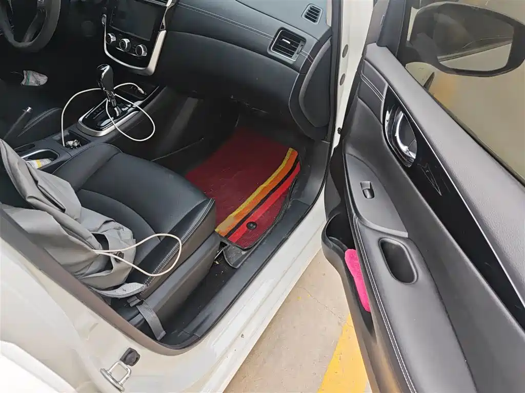 Nissan Tiida 2024 2023 1.6L CVT Smart Drive Edition