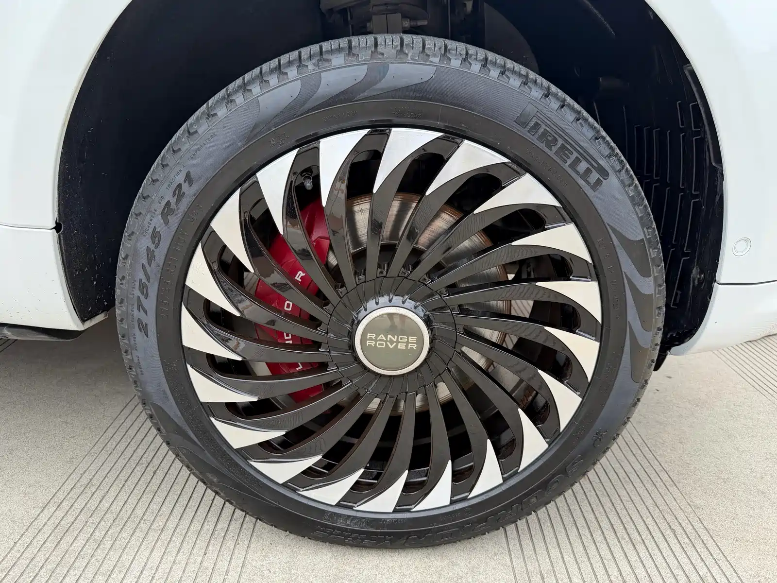 Фото 8 - Land Rover Range Rover Sport