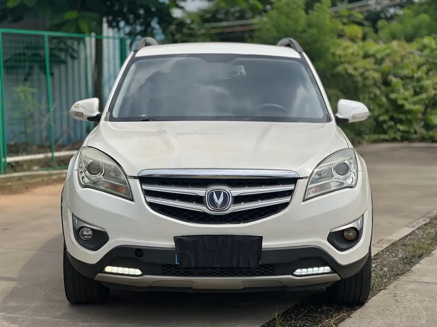 Фото 2 - Changan CS35