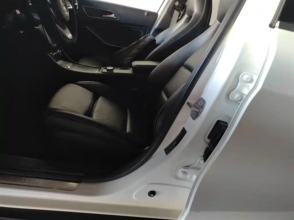 Mercedes-Benz GLA 2019 GLA 200 Fashion фото 7