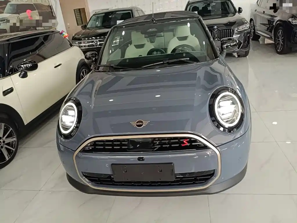 MINI MINI 2025 2025 Model 2.0T COOPER S CABRIO Daytime Stardust Limited Color