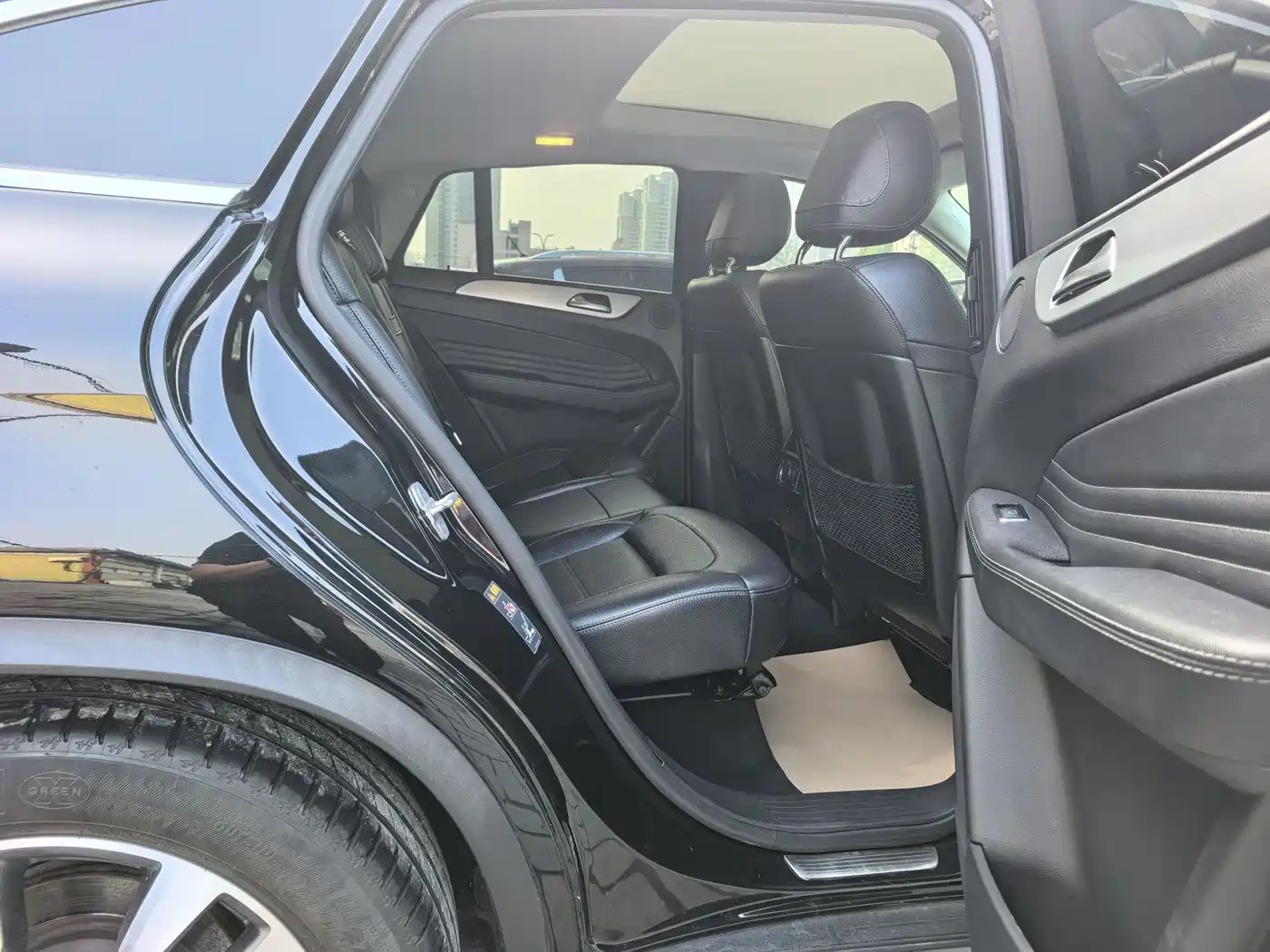 Mercedes-Benz GLE Coupe 2015 GLE 400 4MATIC Coupe SUV фото 14