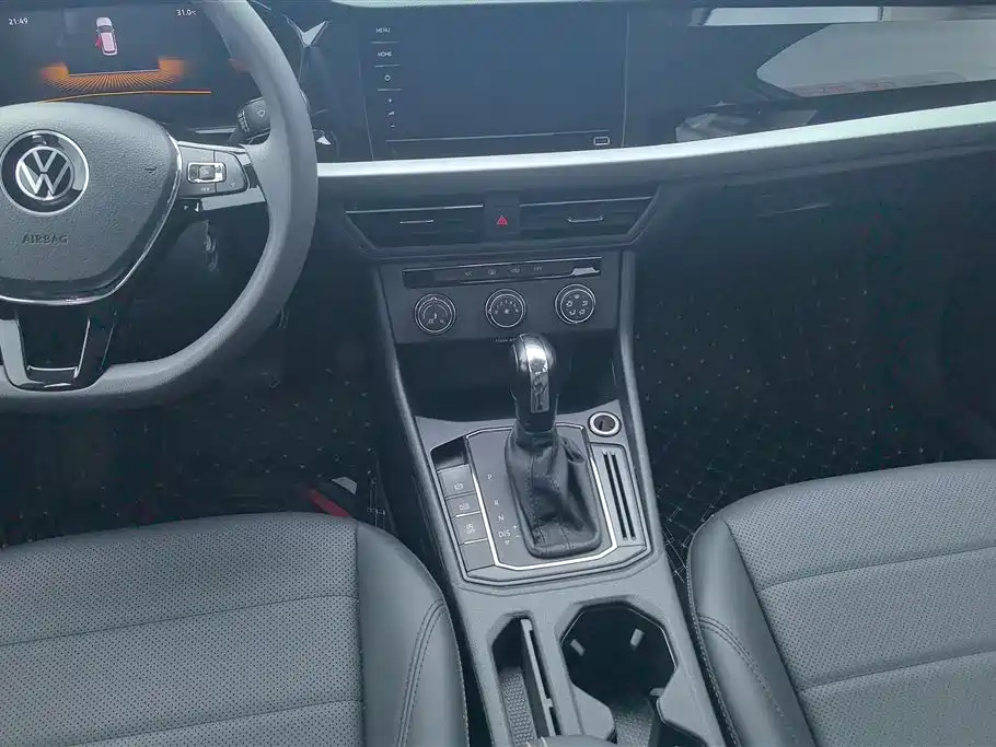 Volkswagen Lavida 2021 1.5L Auto Comfort Edition фото 16