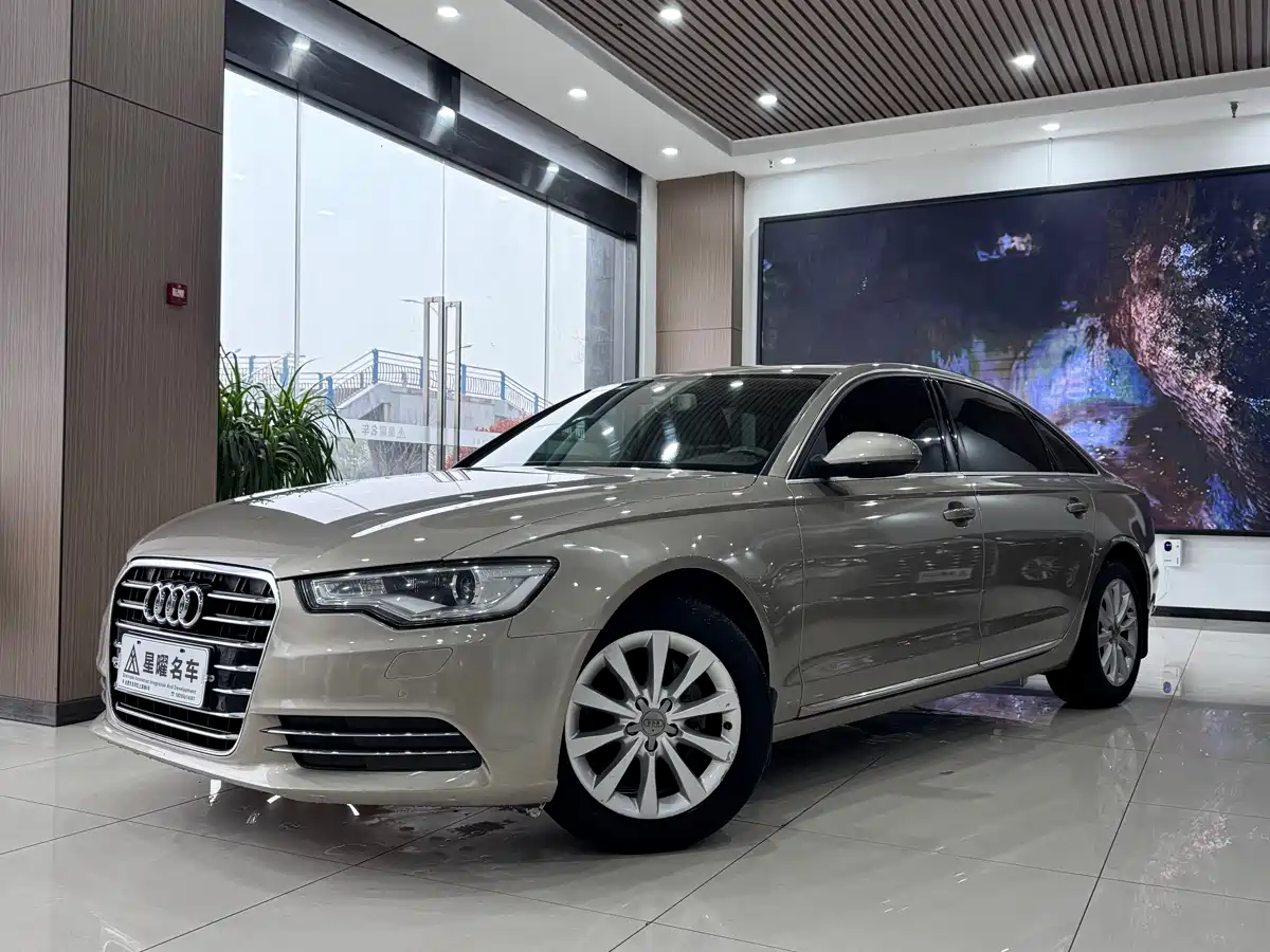 Audi A6L 2012 30 FSI Luxury