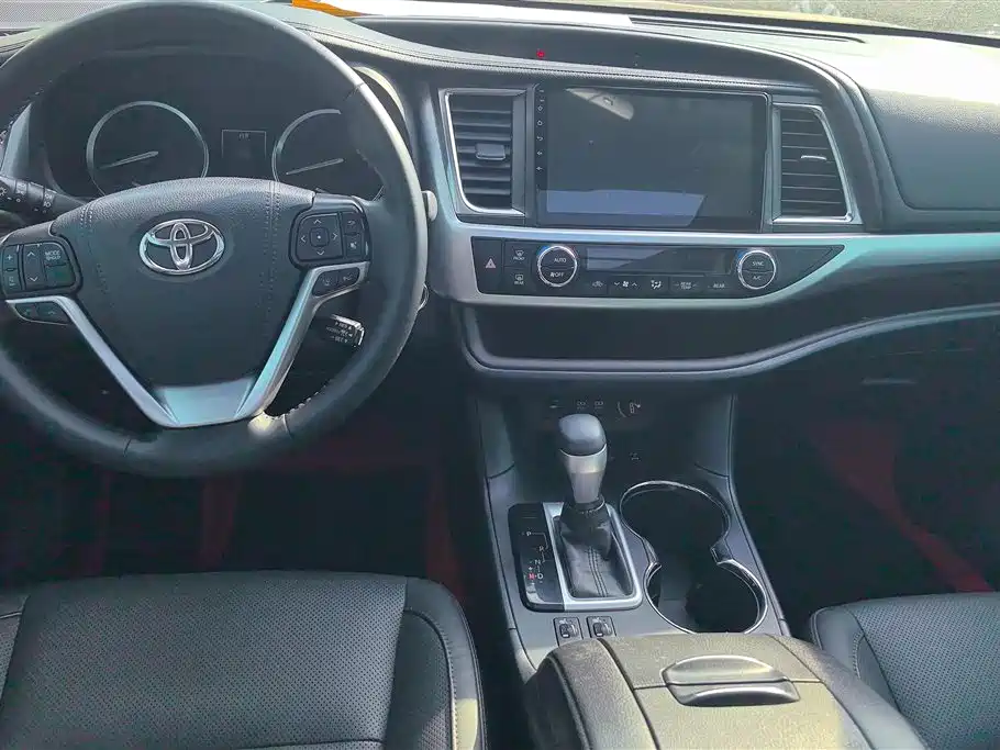 Toyota Highlander 2018 2.0T 4WD Luxury 7-seater (China V) фото 12