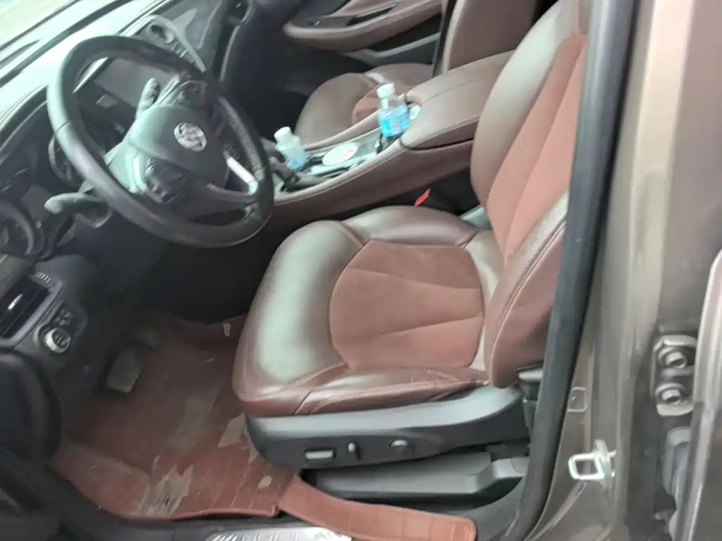 Фото 15 - Buick Envision Plus
