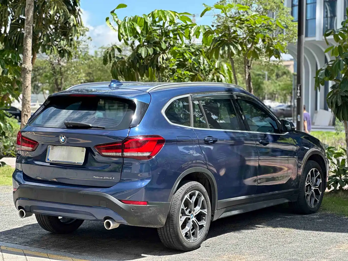 BMW X1 2020 sDrive25Li Leading Model фото 17