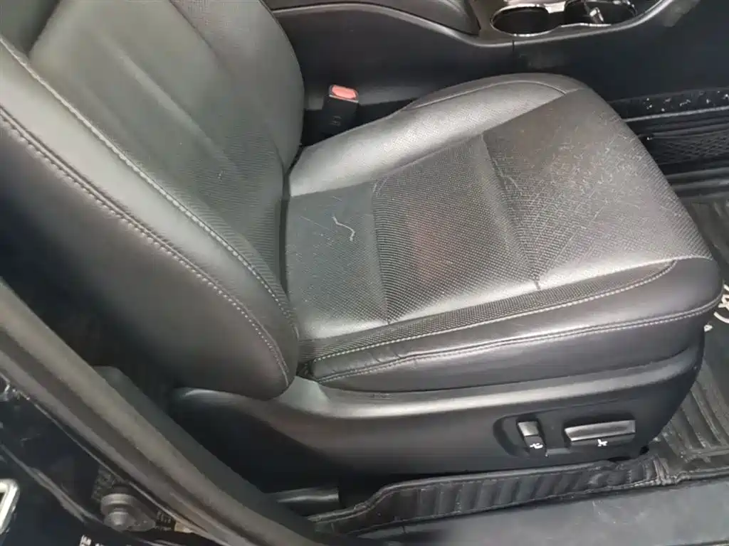 Toyota Highlander 2018 2.0T 4WD Premium 7-seater (China V) фото 25