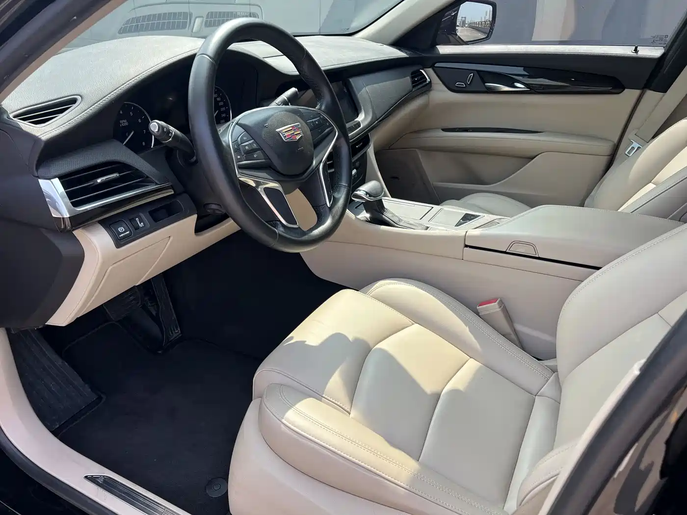 Photo 7 - Cadillac CT6