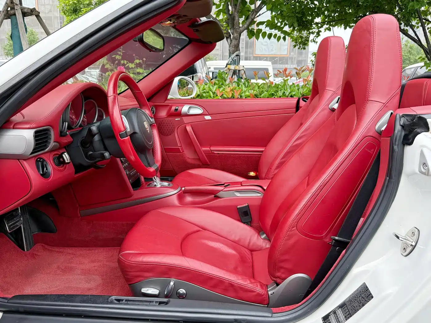Porsche 911 2010 Carrera Cabriolet 3.6L фото 8