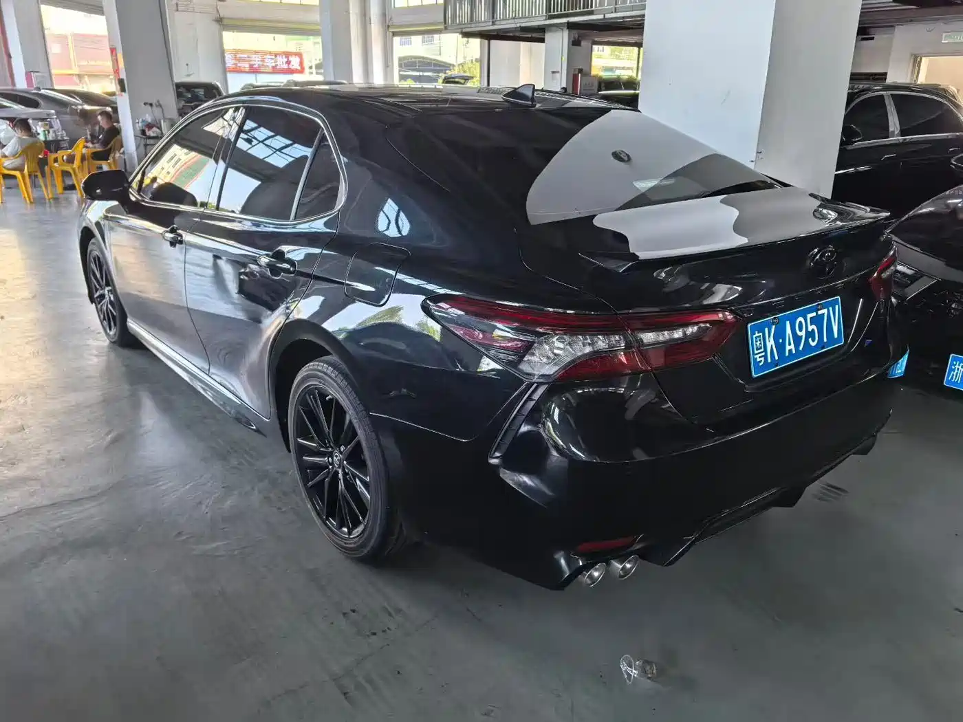 Фото 5 - Toyota Camry
