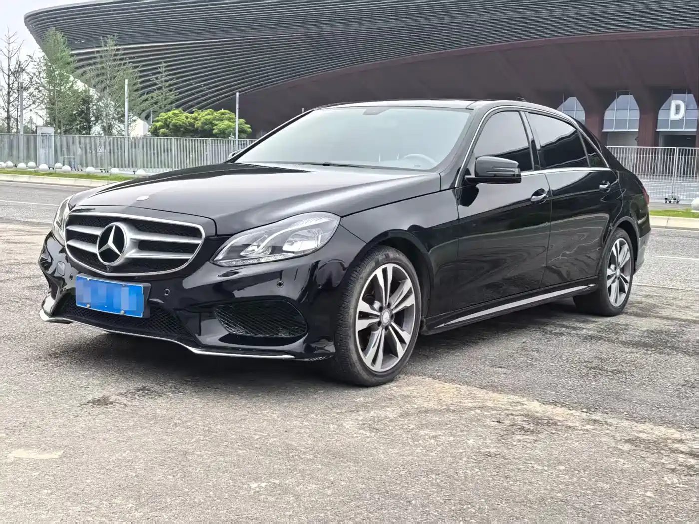 Mercedes-Benz E-Class 2015 Facelift E 260 L Sport