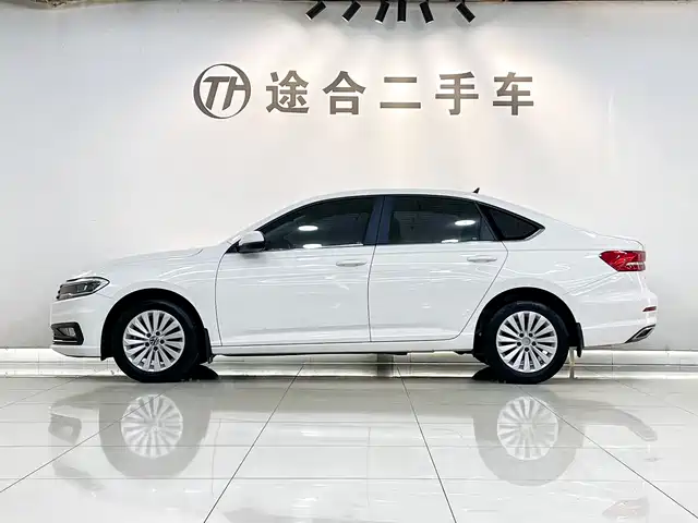 Volkswagen Lavida 2021 280TSI DSG Comfort Edition — фото 3