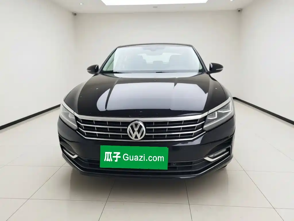 Фото 2 - Volkswagen Passat