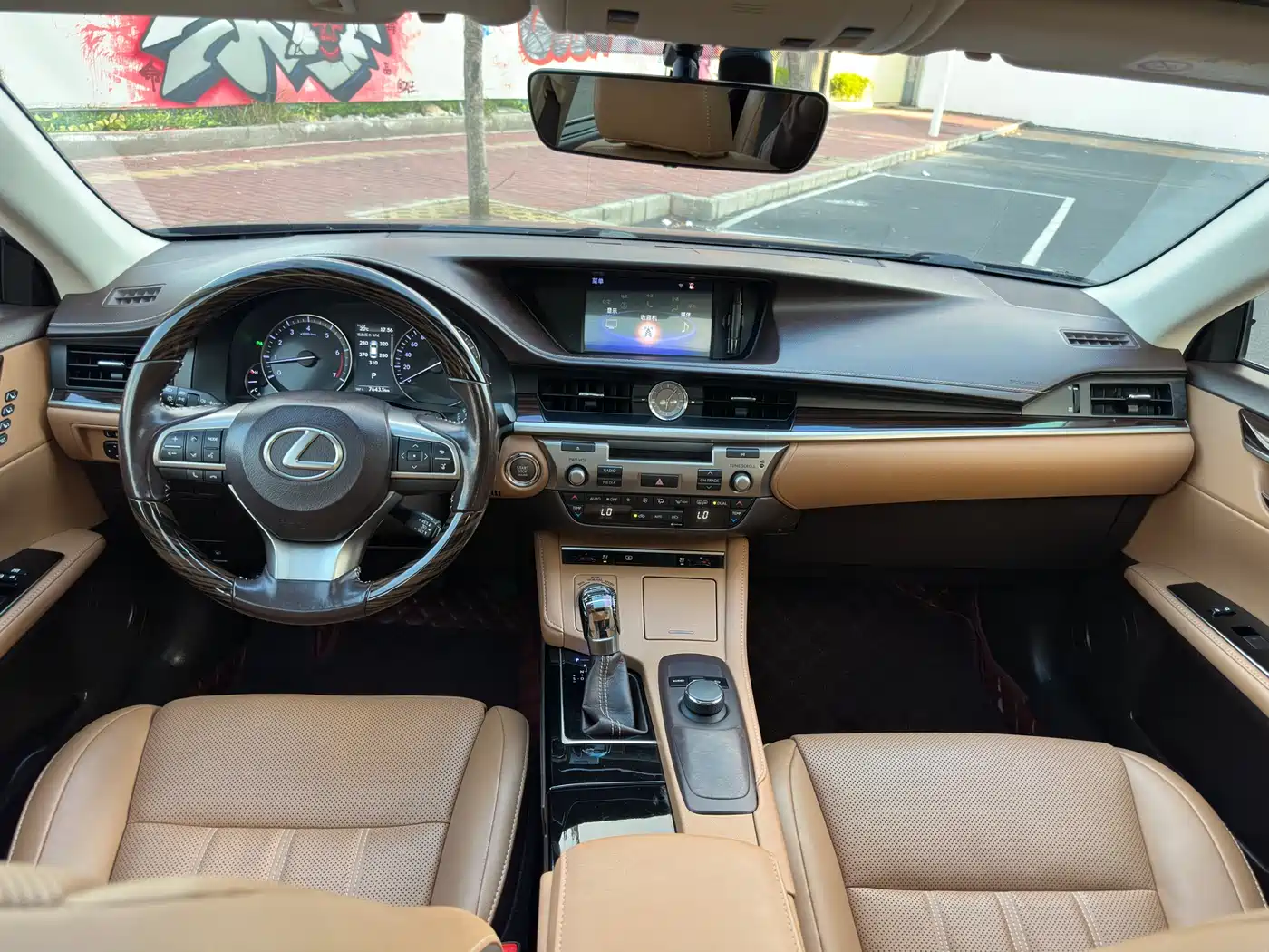 Lexus ES 2015 250 Elegance Edition фото 10