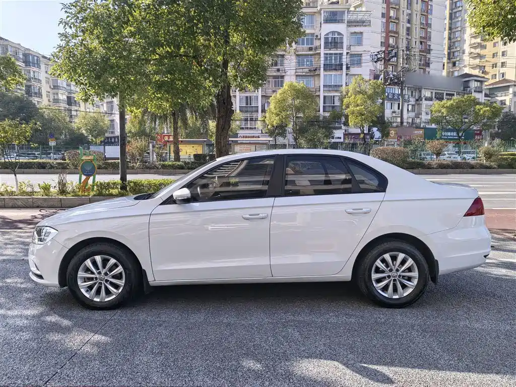 Volkswagen Bora 2018 1.5L Automatic Fashion фото 23