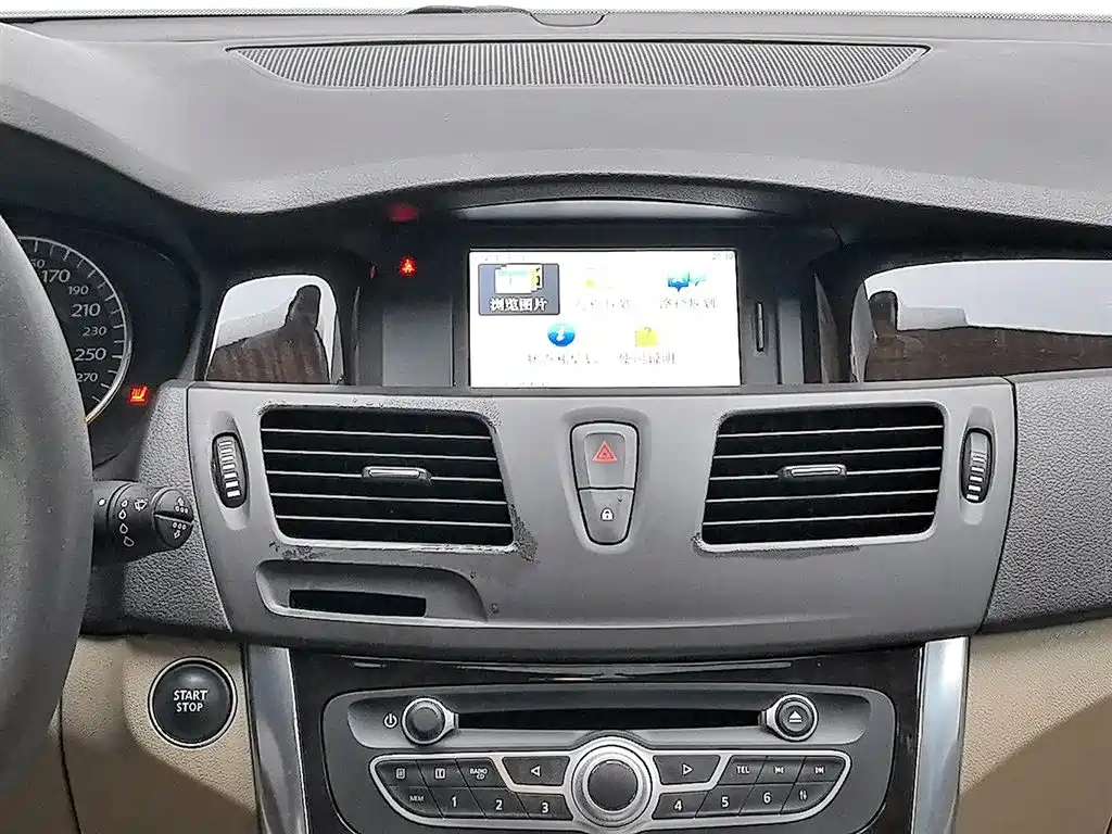 Renault Latitude 2011 2.5L Automatic Flagship Navigation Edition фото 18