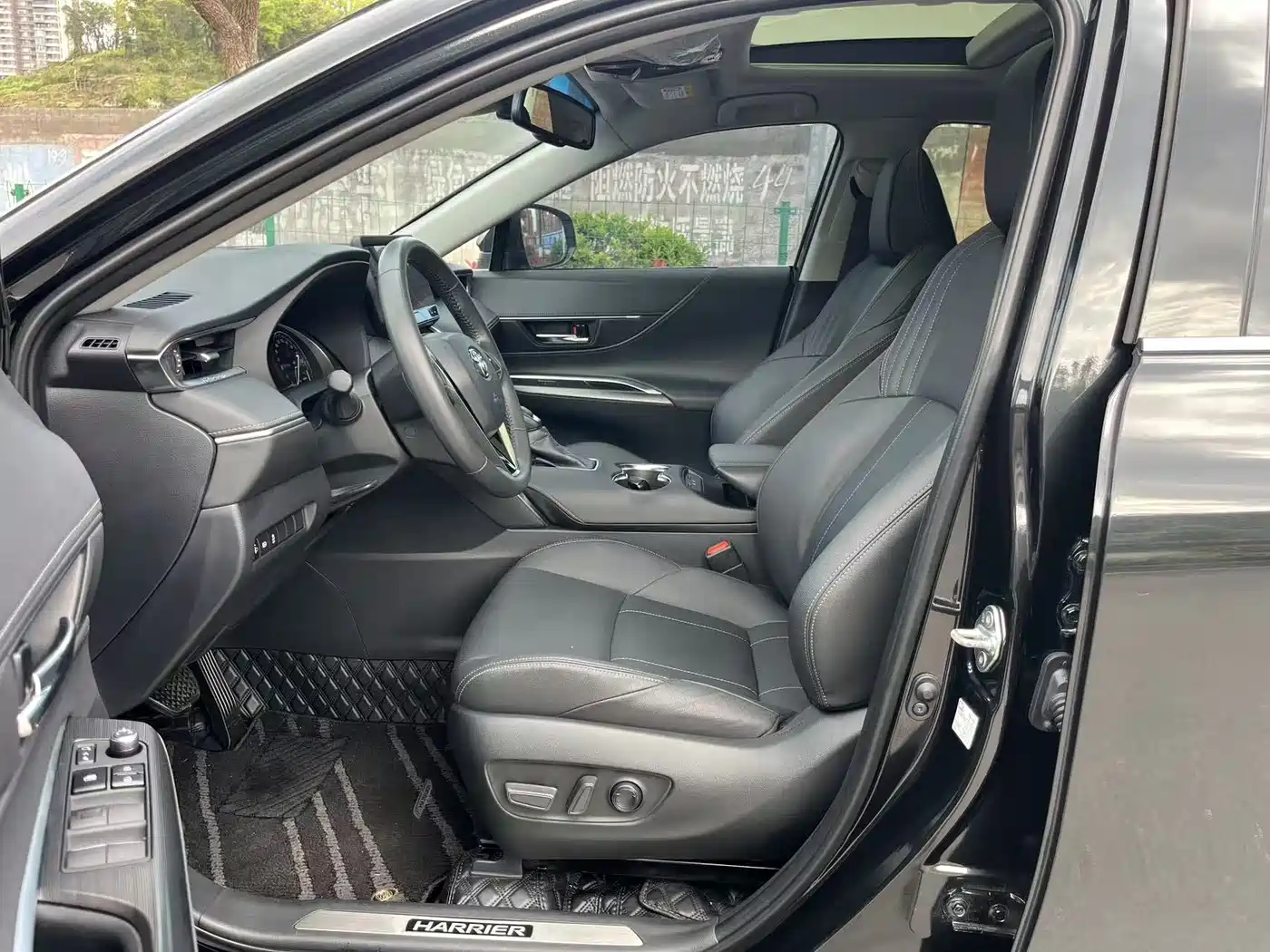 TOYOTA LING FANG HARRIER