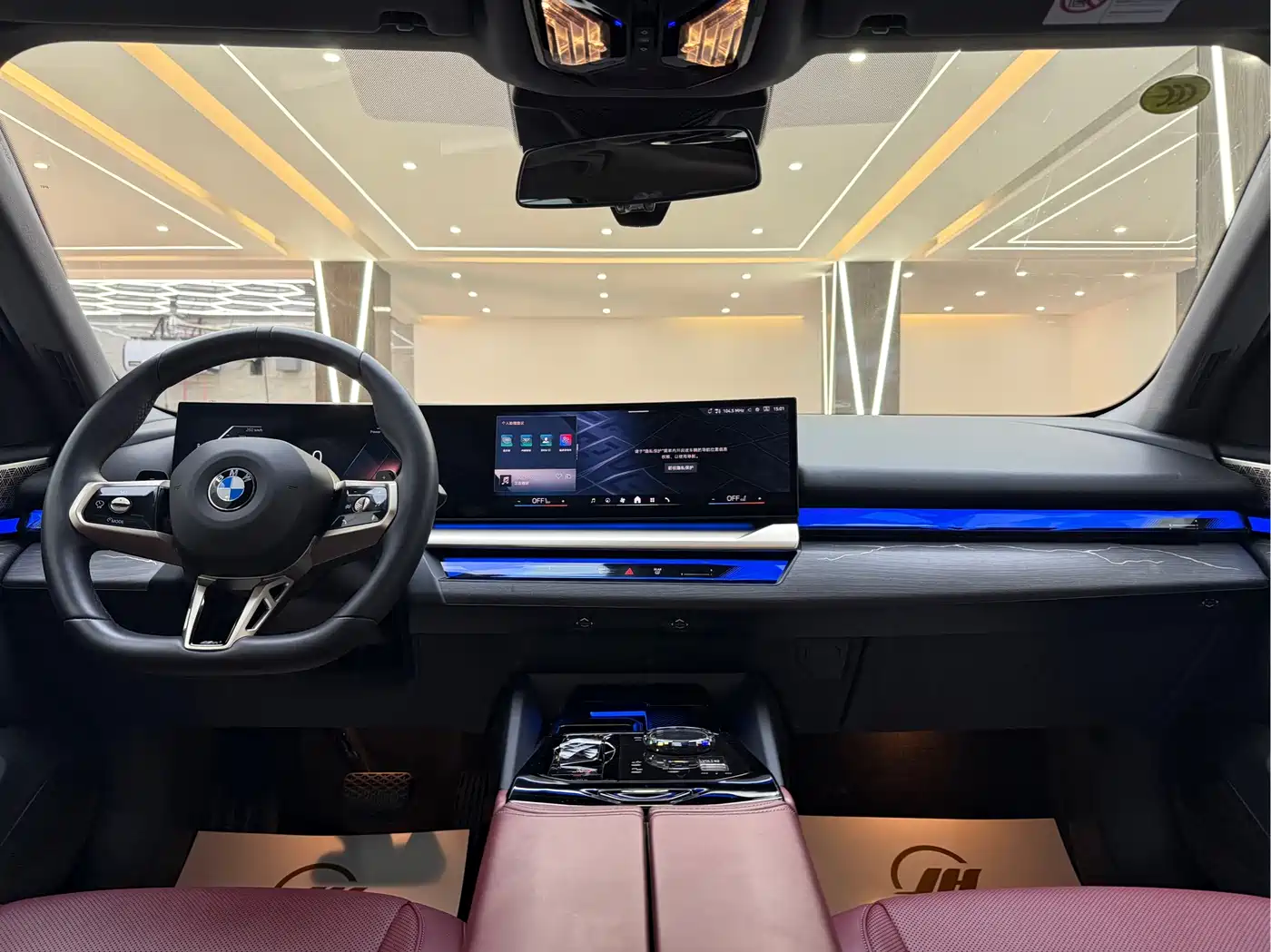 BMW 5 Series 2025 530Li Premium M Sport Package фото 7