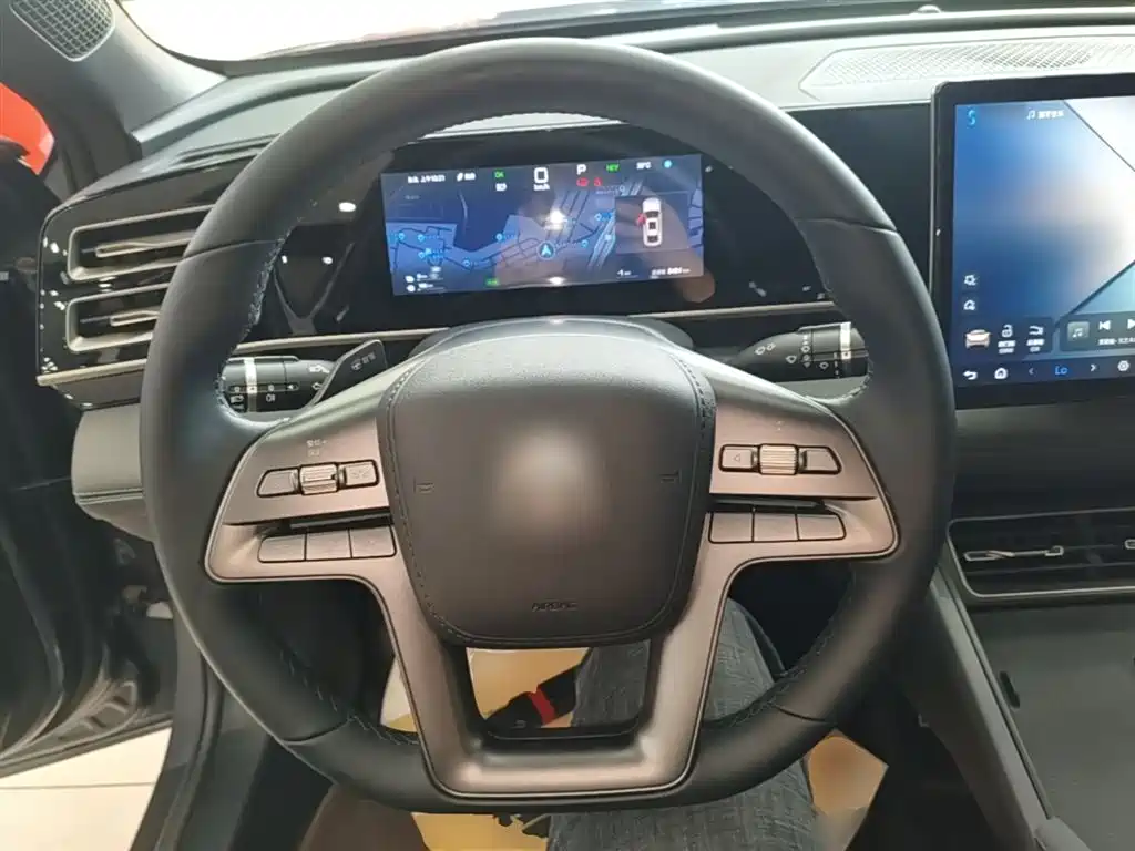 BYD Qin L 2025 DM-i Smart Drive Edition 80KM Leading фото 11