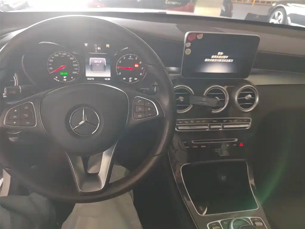 Mercedes-Benz GLC 2019 GLC 260 L 4MATIC Dynamic фото 12
