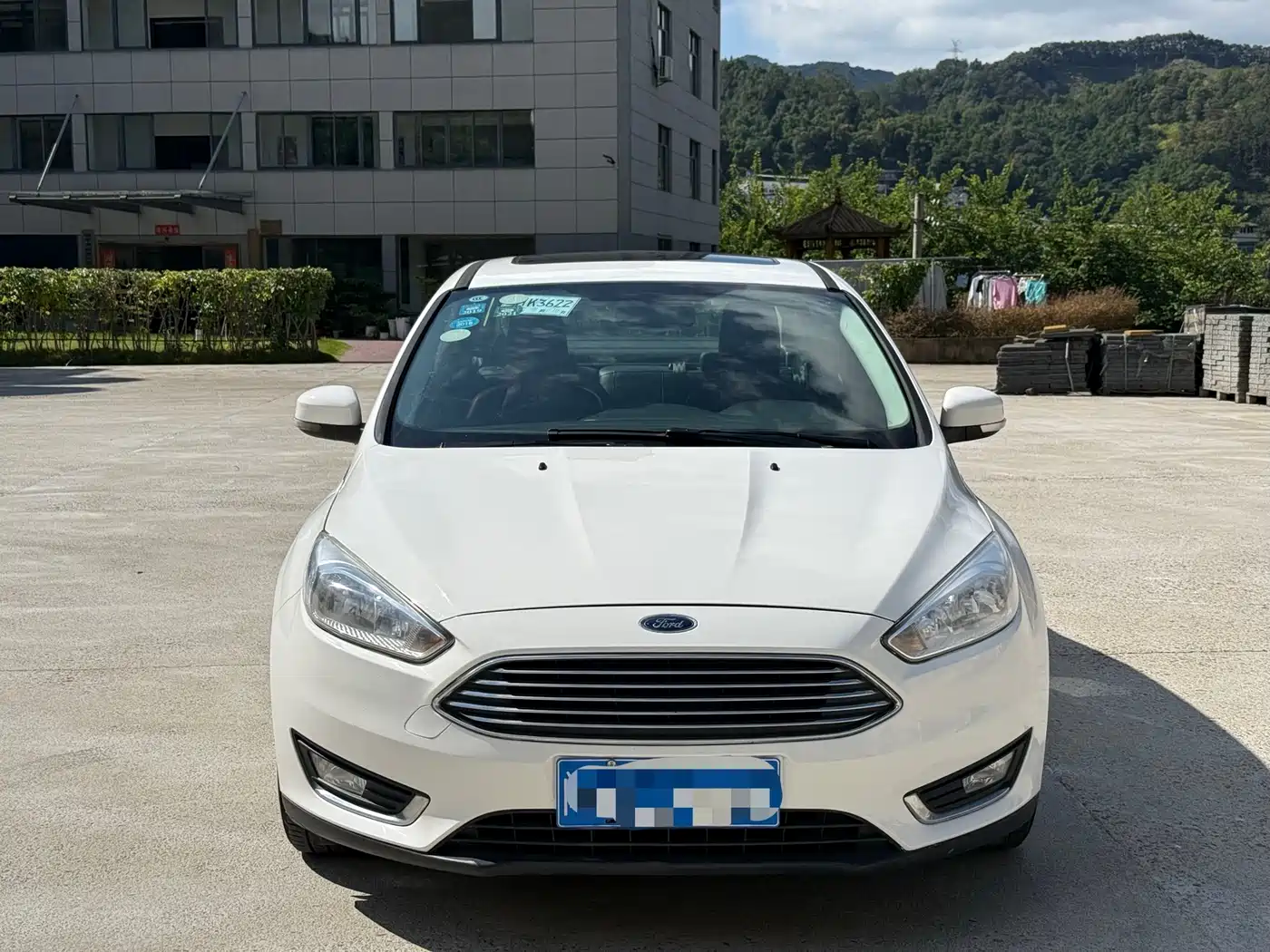 Фото 2 - Ford Focus