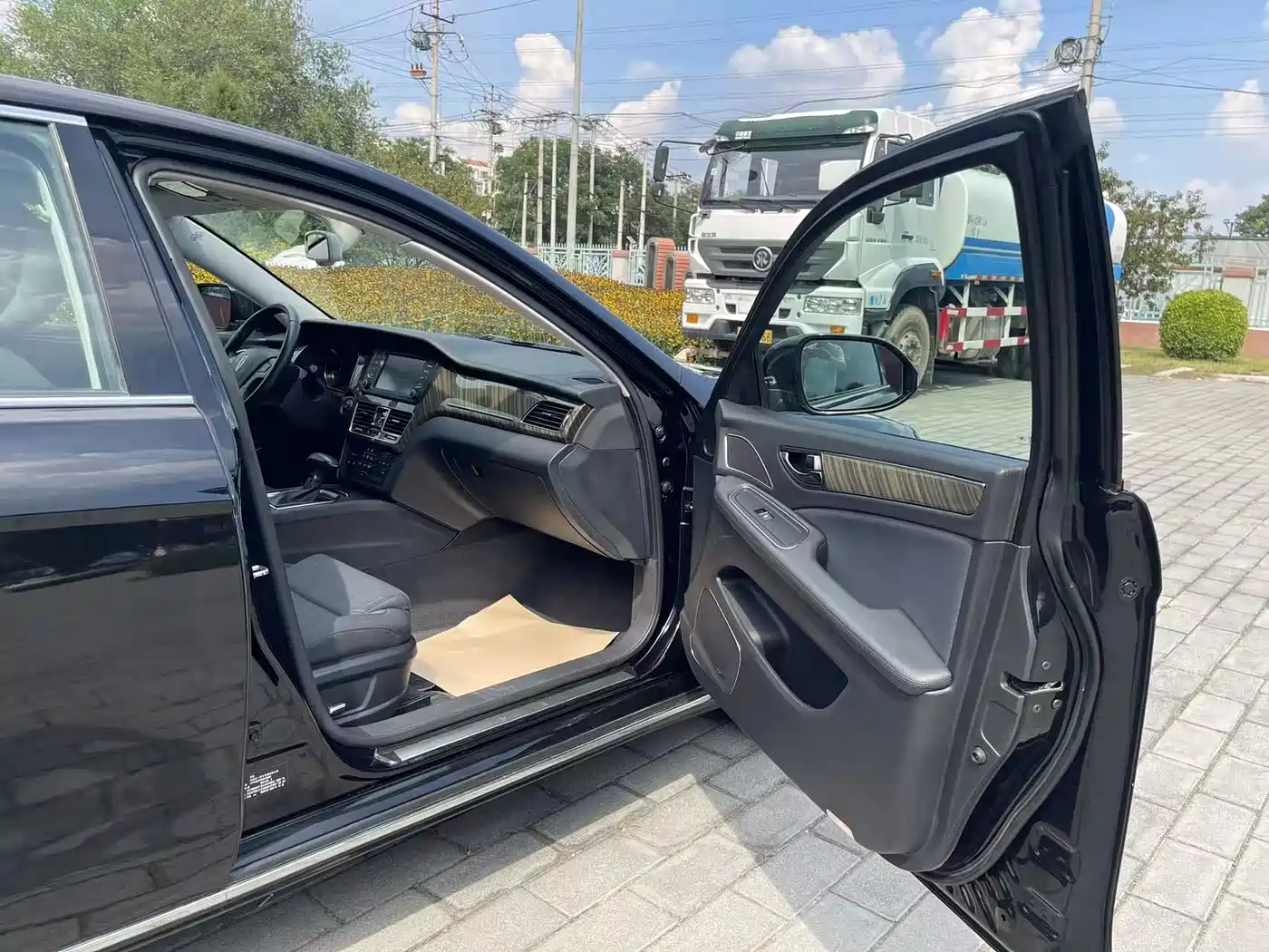 Hongqi H7 2021 2021 1.8T Official Version
