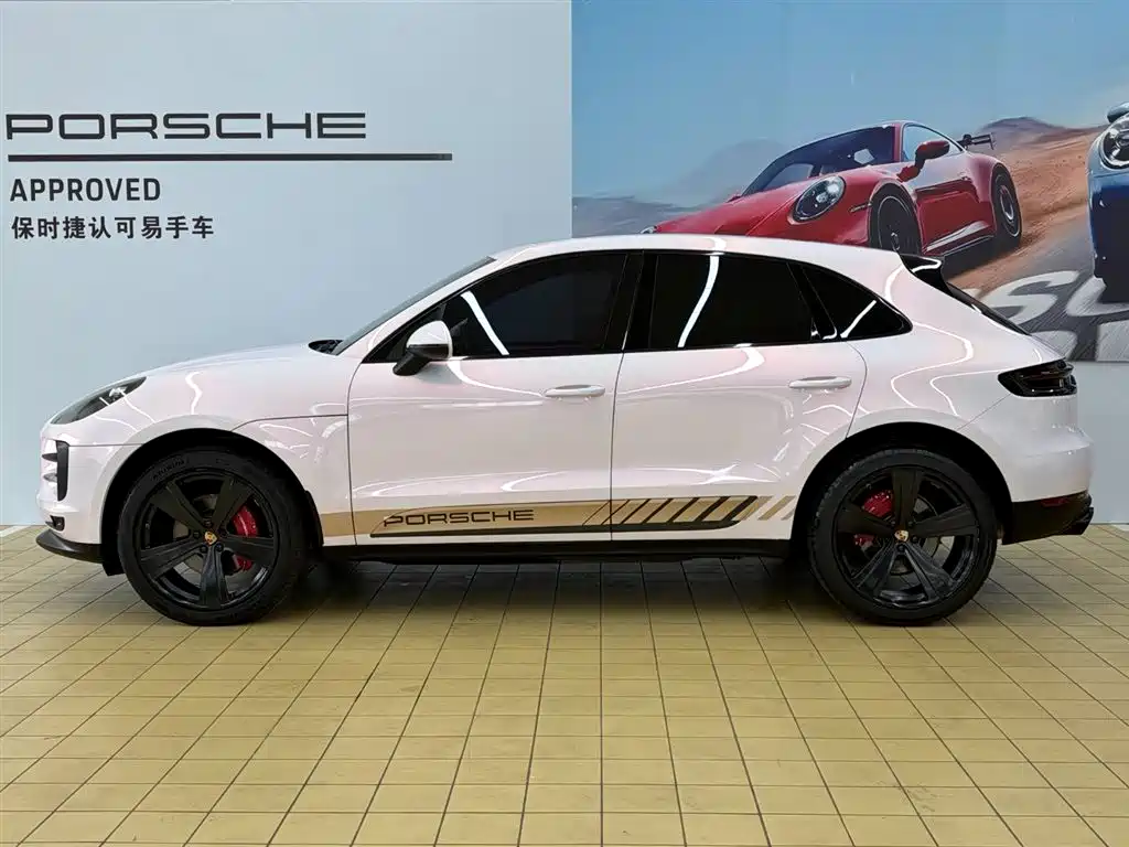 Фото 2 - Porsche Macan