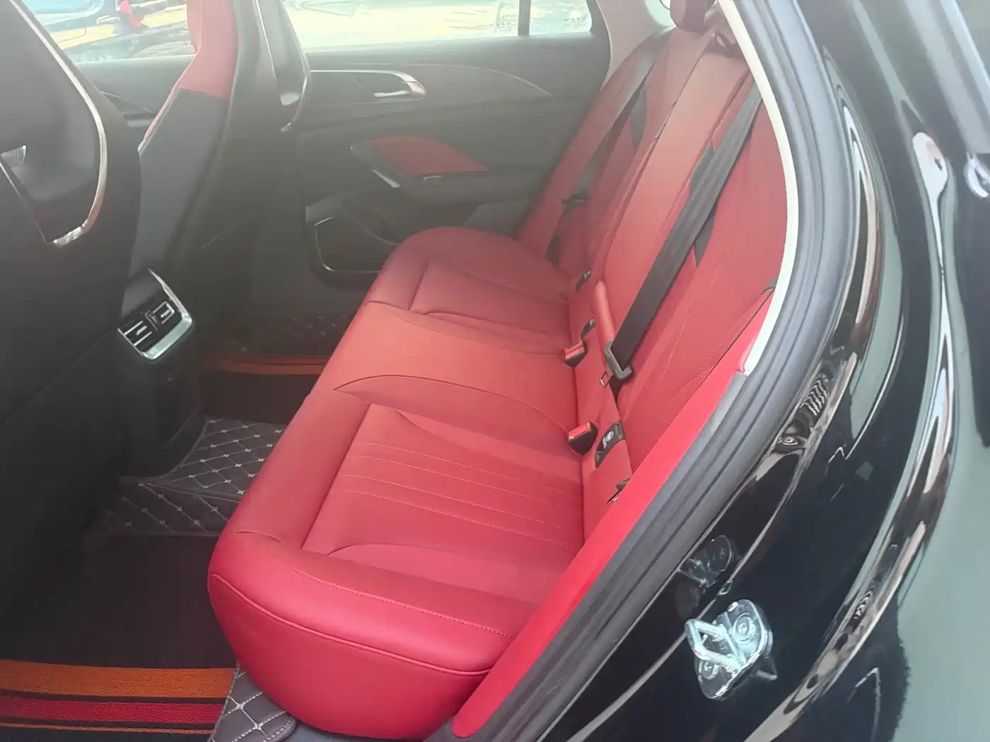 Hongqi H6 2026